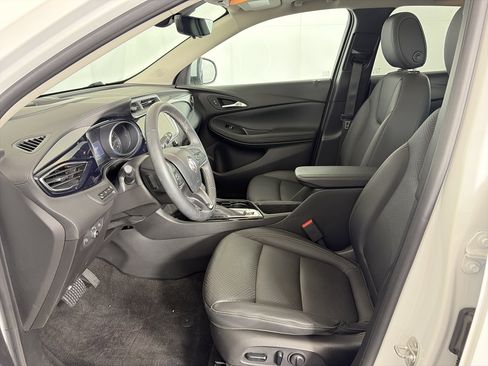 Used 2022 Buick Encore GX Essence w/ Advanced Technology Package image 6