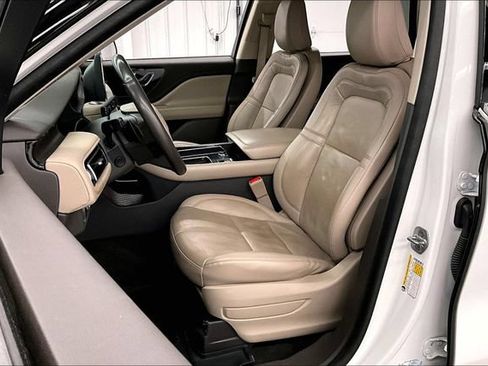 Used 2023 Lincoln Aviator Reserve w/ Elements Package Plus AWD/4WD image 23