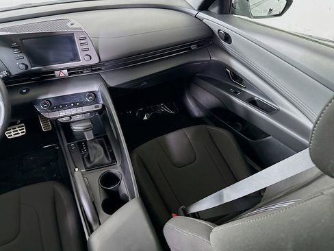 Certified 2025 Hyundai Elantra Sport FWD image 25