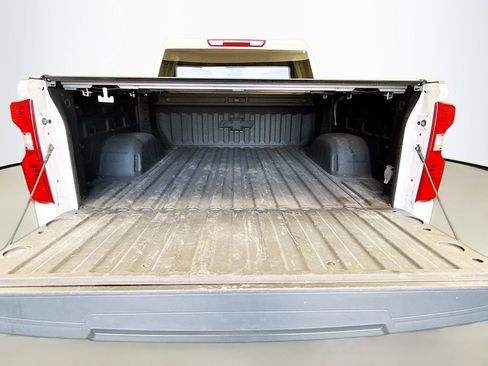 Used 2024 Chevrolet Silverado 1500 LT w/ Z71 Off-Road Package image 26