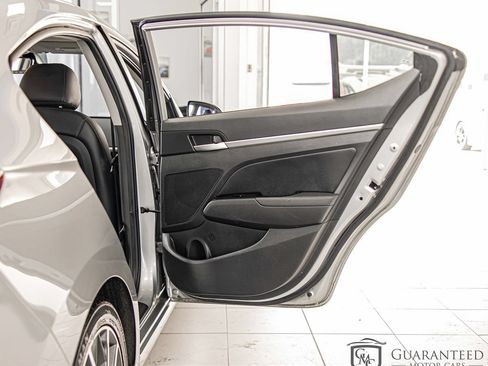 Used 2020 Hyundai Elantra Limited w/ Cargo Package (C1) FWD image 34