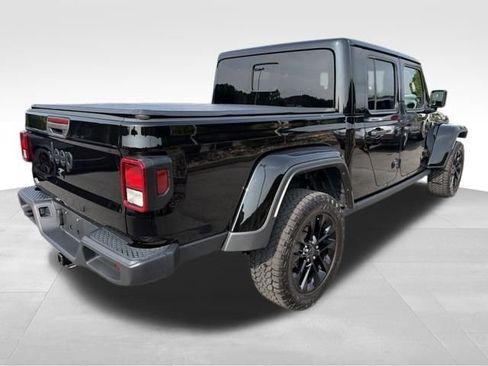 Used 2025 Jeep Gladiator Sport AWD/4WD image 3