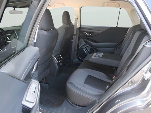 Used 2023 Subaru Outback Premium image 15