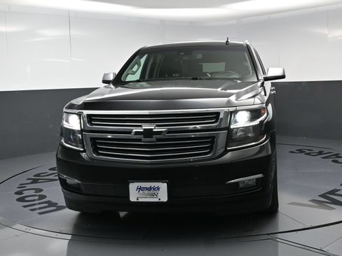 Used 2017 Chevrolet Suburban Premier AWD/4WD image 5
