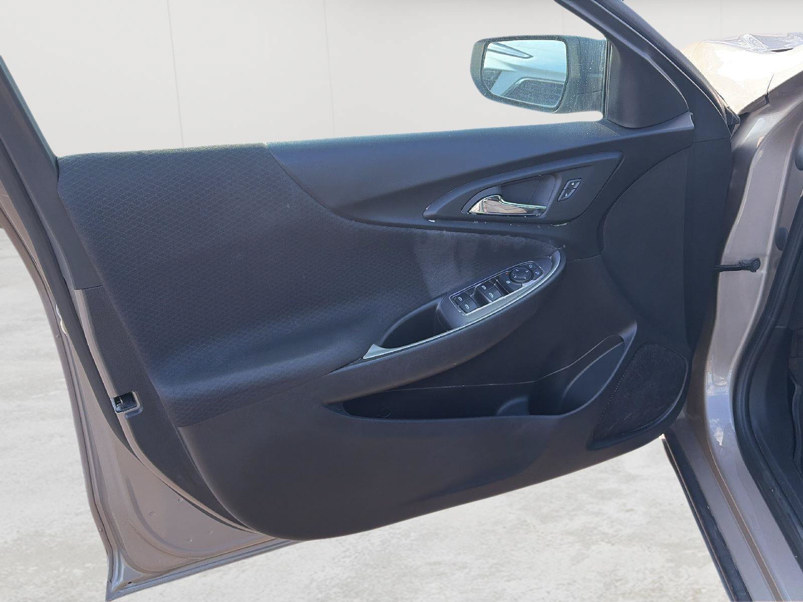 Certified 2023 Chevrolet Malibu LS FWD image 14