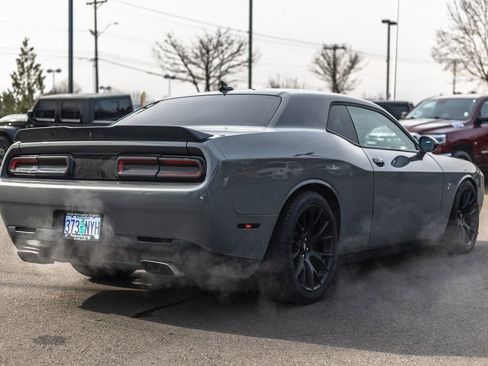 Used 2018 Dodge Challenger R/T Scat Pack image 8