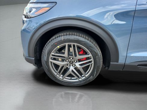 Certified 2026 Ford Explorer ST w/ Sun And Sound Package AWD/4WD image 10