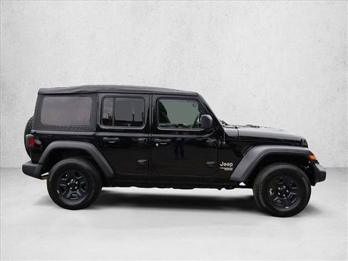 Used 2020 Jeep Wrangler Unlimited Sport AWD/4WD image 4