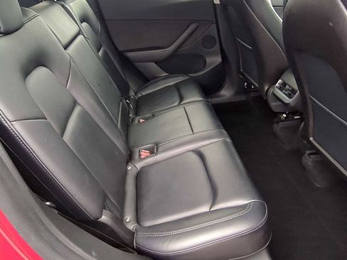 Used 2021 Tesla Model Y Performance image 19