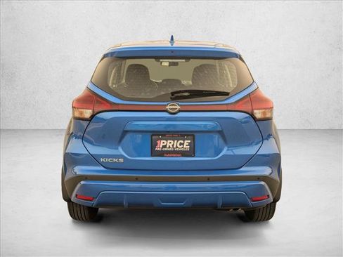 Used 2024 Nissan Kicks S FWD image 7