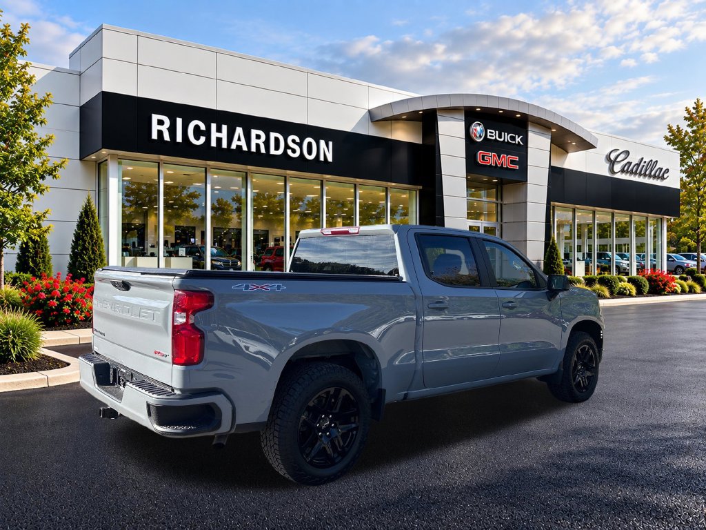 Used 2024 Chevrolet Silverado 1500 RST AWD/4WD image 4