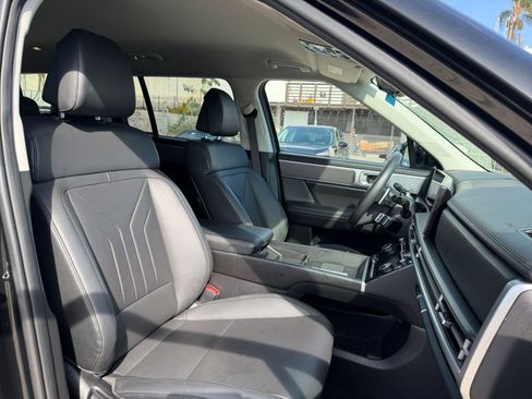 Used 2025 Hyundai Santa Fe SEL image 37