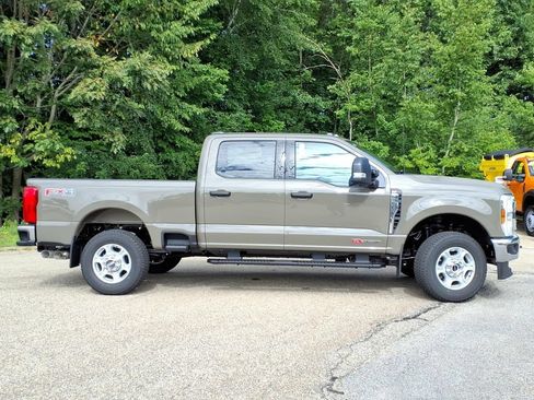 New 2026 Ford F350 XLT AWD/4WD image 4