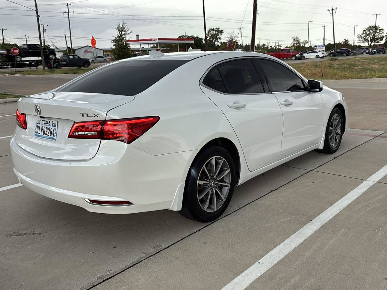 Used 2020 Acura TLX FWD image 5