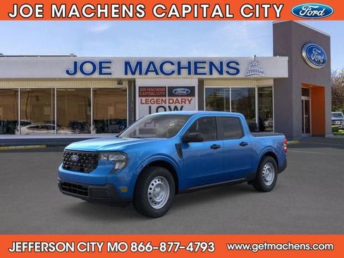 New 2025 Ford Maverick XL image 3