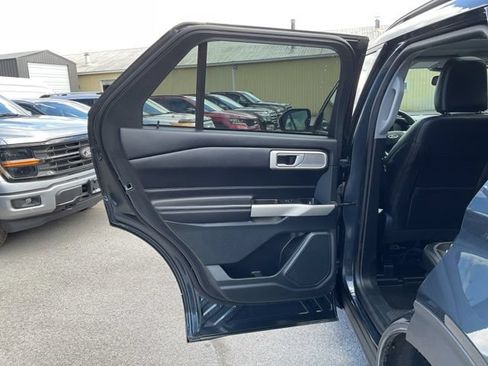 Used 2023 Ford Explorer XLT w/ Equipment Group 202A AWD/4WD image 55