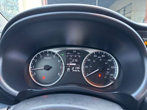 Used 2021 Nissan Kicks S image 24