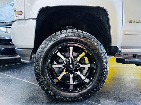 Used 2017 Chevrolet Silverado 1500 LT w/ All Star Edition image 25