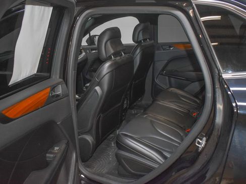 Used 2019 Lincoln MKC Select w/ Select Plus Package image 21