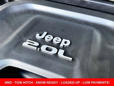 Used 2023 Jeep Wrangler Unlimited Sahara w/ Cold Weather Group image 28