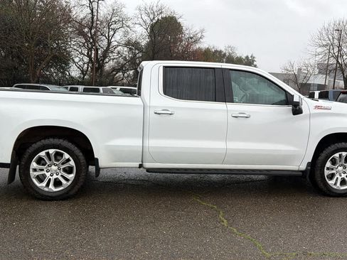 Certified 2022 Chevrolet Silverado 1500 LTZ w/ LTZ Convenience Package II image 4
