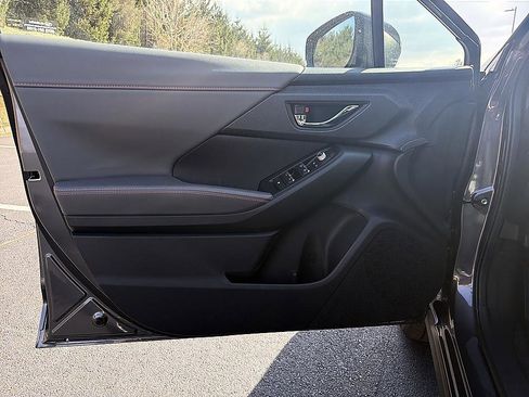 New 2026 Subaru Crosstrek 2.5i Limited w/ Crosstrek Mirror Package AWD/4WD image 9