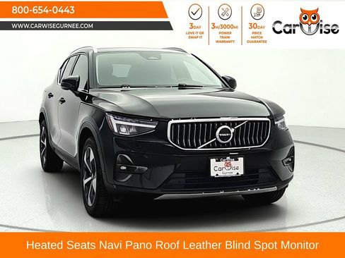 Used 2024 Volvo XC40 B5 Plus AWD/4WD image 1