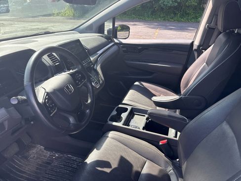 Used 2021 Honda Odyssey Elite image 12