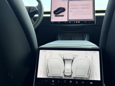 Used 2026 Tesla Model Y Long Range AWD/4WD image 19