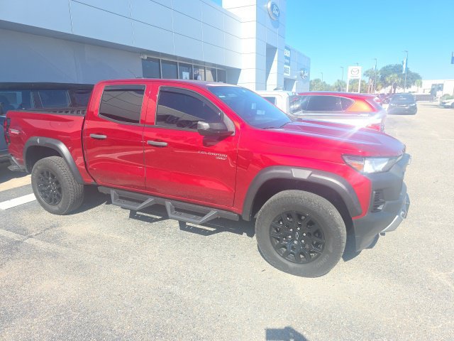 Used 2024 Chevrolet Colorado Trail Boss w/ Advanced Trailering Package AWD/4WD image 2