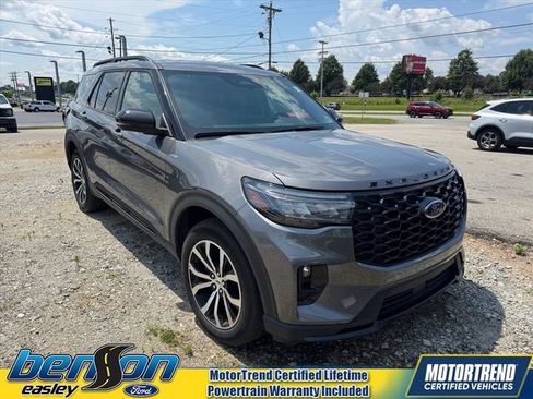 Used 2025 Ford Explorer ST-Line AWD/4WD image 1