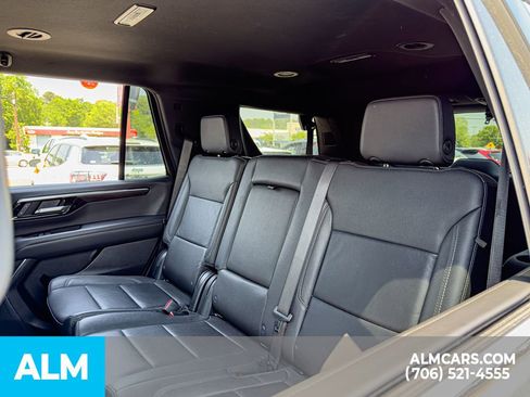 Used 2025 Chevrolet Tahoe LT AWD/4WD image 9