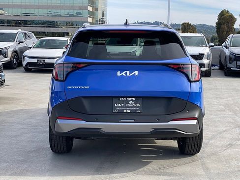 New 2026 Kia Sportage EX w/ EX Panorama Roof Package FWD image 5