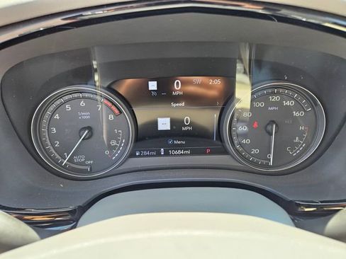 Certified 2025 Cadillac XT6 Premium Luxury w/ Technology Package FWD image 28