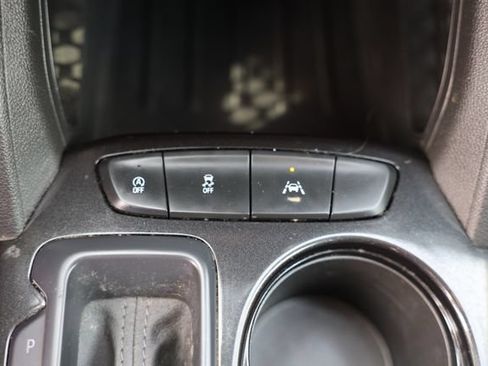 Used 2023 Chevrolet TrailBlazer LS FWD image 26