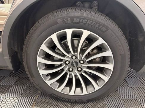 Used 2020 Lincoln Aviator Reserve w/ Equipment Group 201A image 40