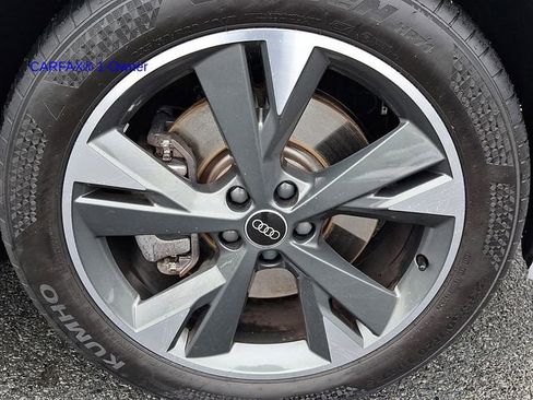 Used 2022 Audi Q4 e-tron Premium Plus image 9