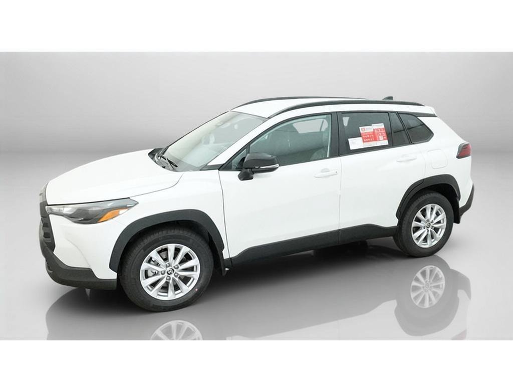 New 2026 Toyota Corolla Cross LE FWD image 2