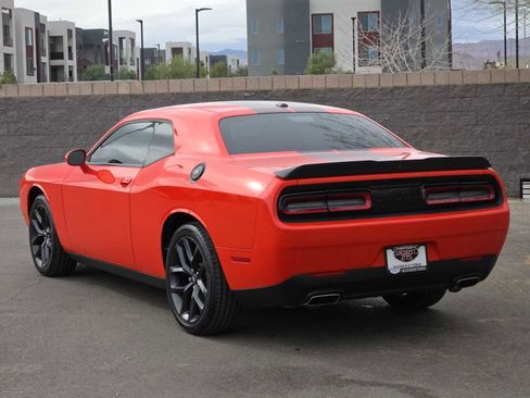 Used 2022 Dodge Challenger SXT w/ Blacktop Package image 7