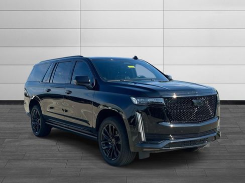 Used 2022 Cadillac Escalade ESV Sport w/ Touring Package AWD/4WD image 7