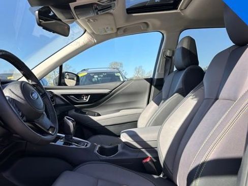 Used 2025 Subaru Outback Onyx Edition image 11