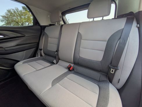 Used 2026 Chevrolet TrailBlazer LT w/ Driver Confidence Package FWD image 8