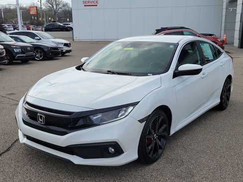 Used 2020 Honda Civic Sport image 2