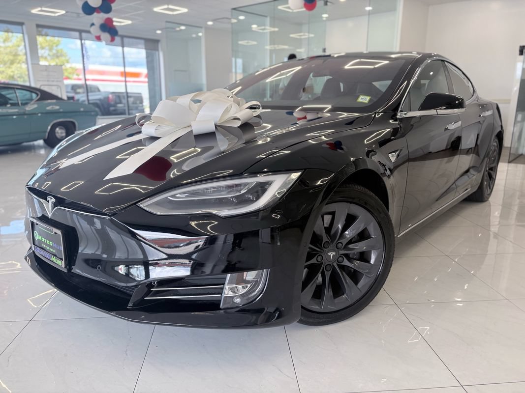 Used 2019 Tesla Model S 100D AWD/4WD image 1