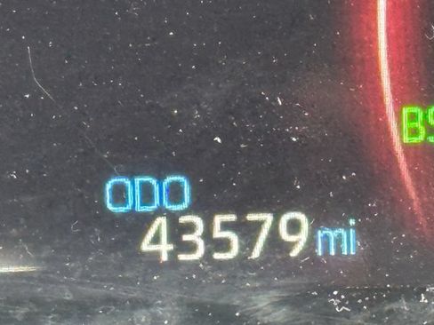 Used 2024 Toyota RAV4 Adventure AWD/4WD image 7