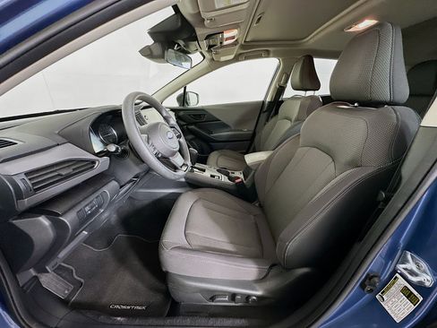 Used 2024 Subaru Crosstrek 2.0i Premium image 13
