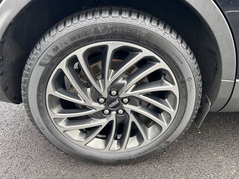 Used 2020 Lincoln Nautilus Reserve image 38