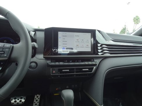 New 2026 Toyota Camry SE image 18