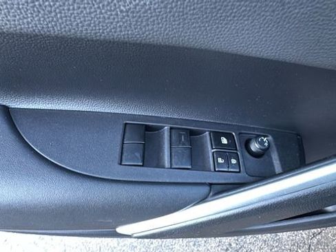 Used 2024 Toyota Corolla Cross XLE AWD/4WD image 14