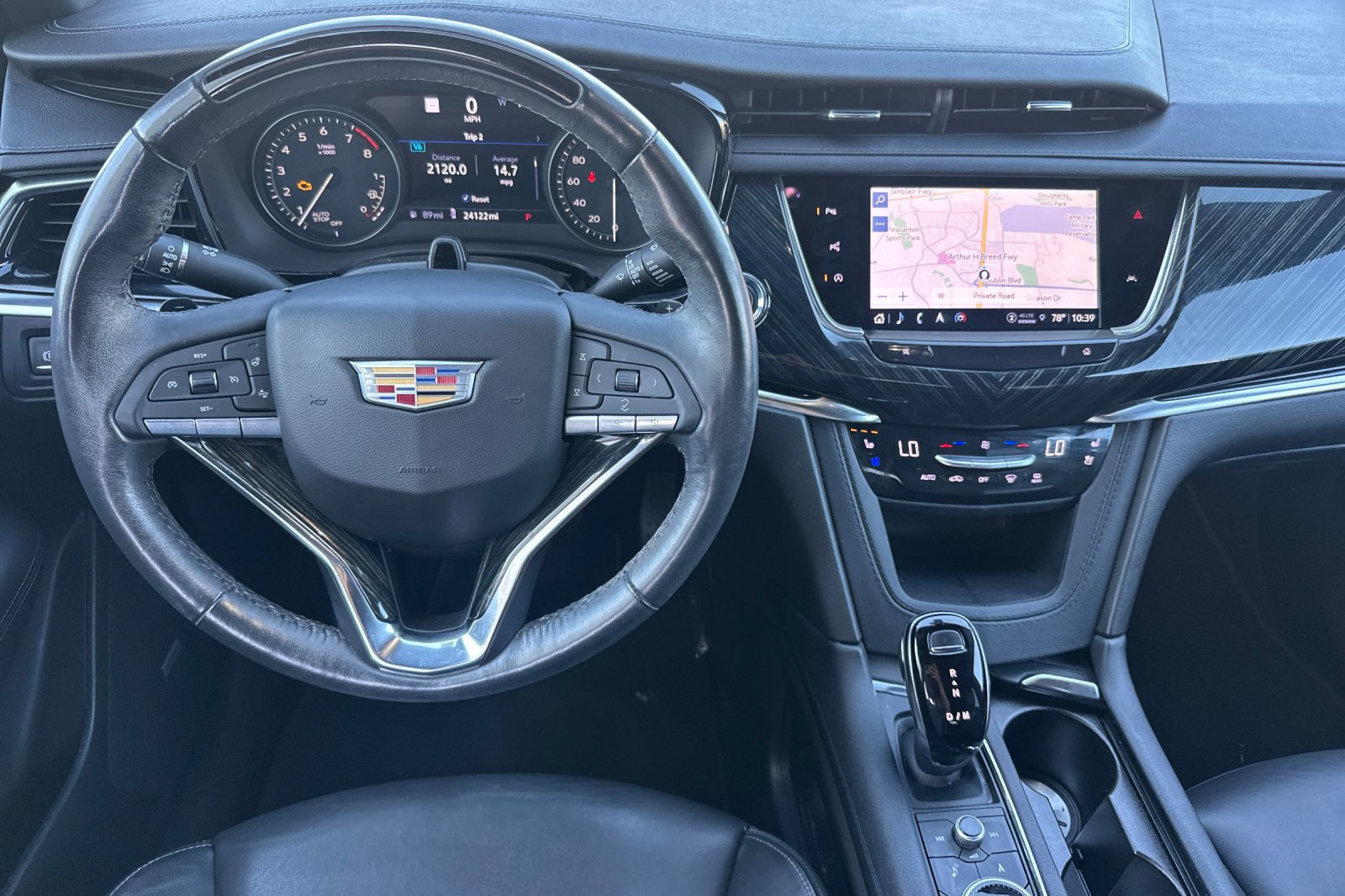 Certified 2024 Cadillac XT6 Premium Luxury w/ Technology Package FWD image 16